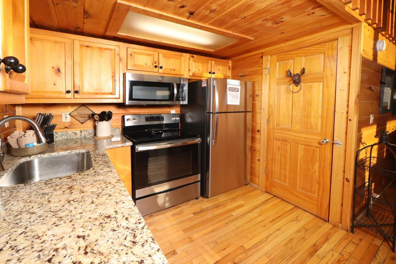 Horseshoe Hideaway Sevierville Exterior photo